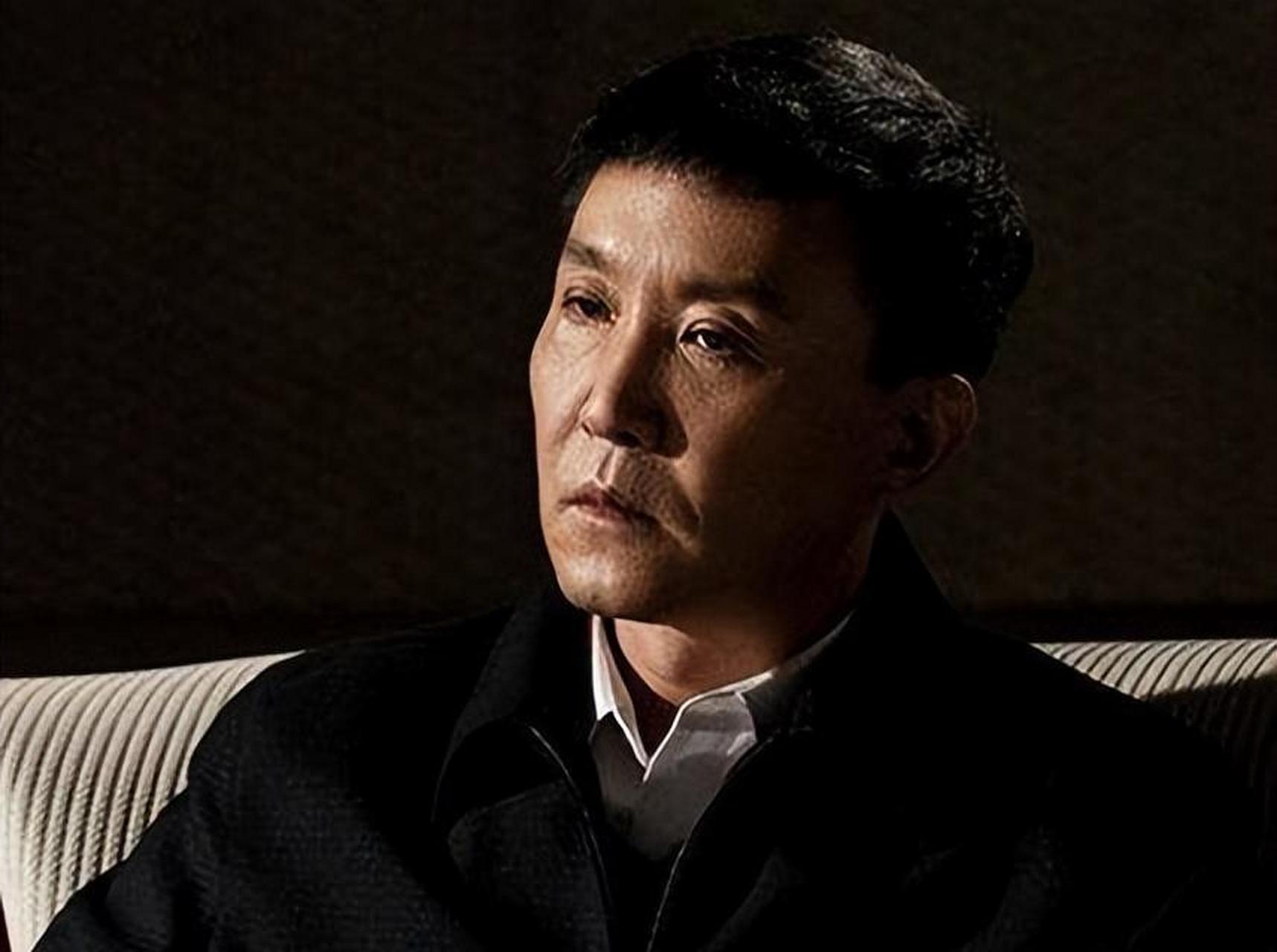 吴刚主演的电视剧(吴刚主演的电视剧在线观看)