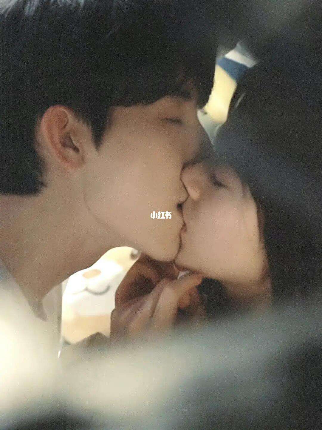 赵今麦吻戏(赵今麦吻戏吴磊花絮)
