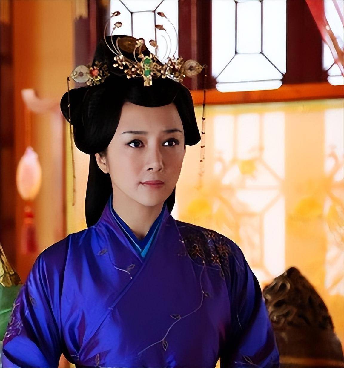 李依晓主演的电视剧(李依晓主演电视剧霸王别姬)