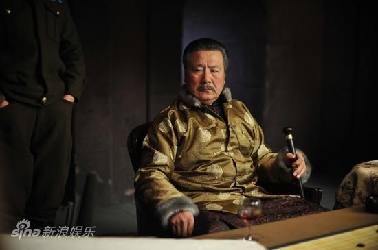 电视剧致命名单剧情介绍(电视剧致命名单30全集剧情介绍)