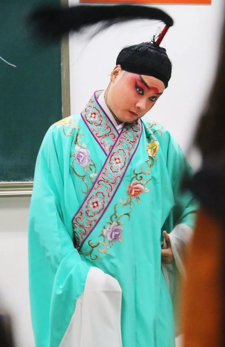 三滴血剧情介绍(秦腔三滴血全本)