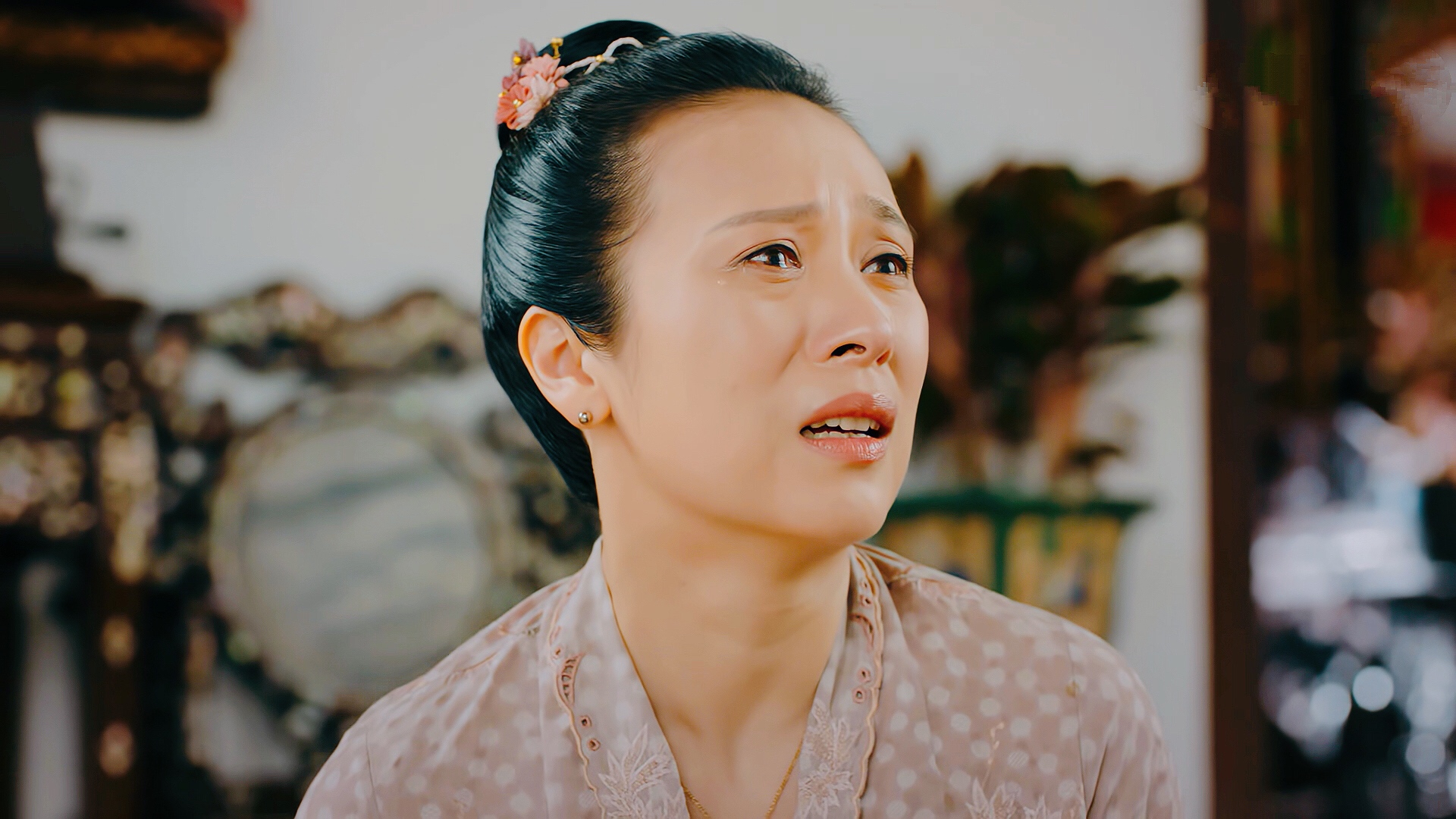 小娘惹电视剧剧情介绍(小娘惹电视剧剧情介绍房程程)
