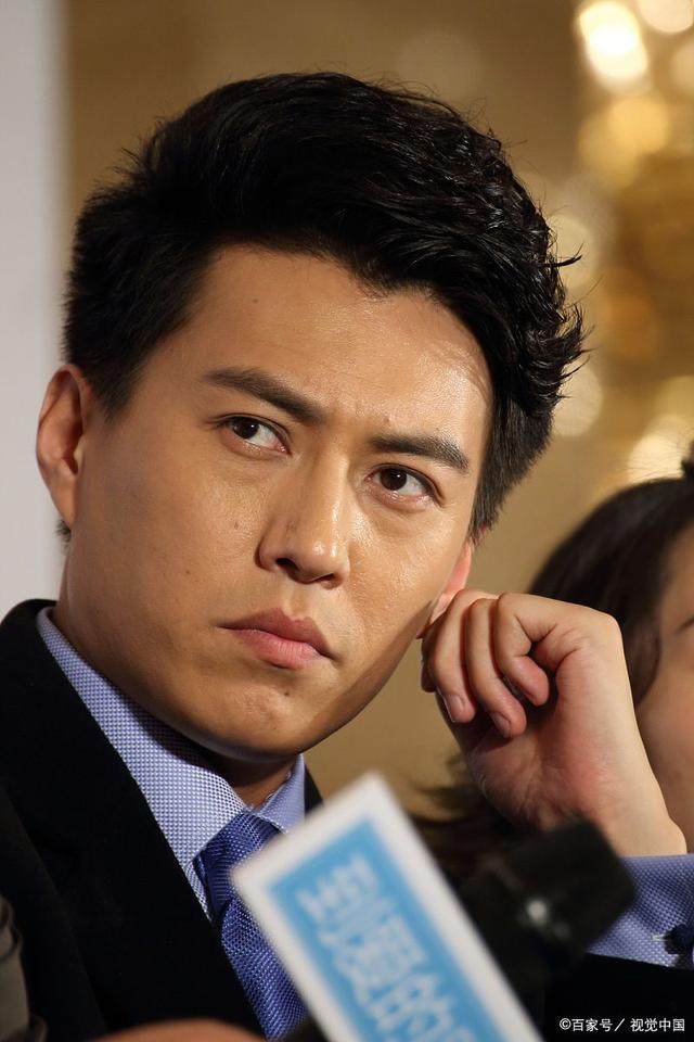 靳东主演的电视剧全部(靳东主演的电视剧全部免费观看)