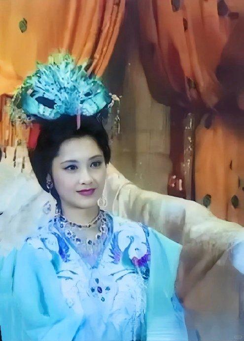 女儿国国王扮演者(女儿国国王扮演者近照)