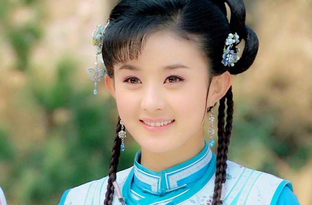 还珠格格晴儿扮演者(还珠格格晴儿扮演者王艳的年龄)