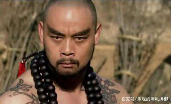 鲁智深扮演者_82版水浒传鲁智深扮演者