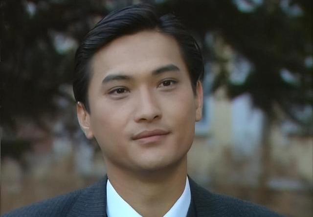 许文强的扮演者_许文强的扮演者有几位