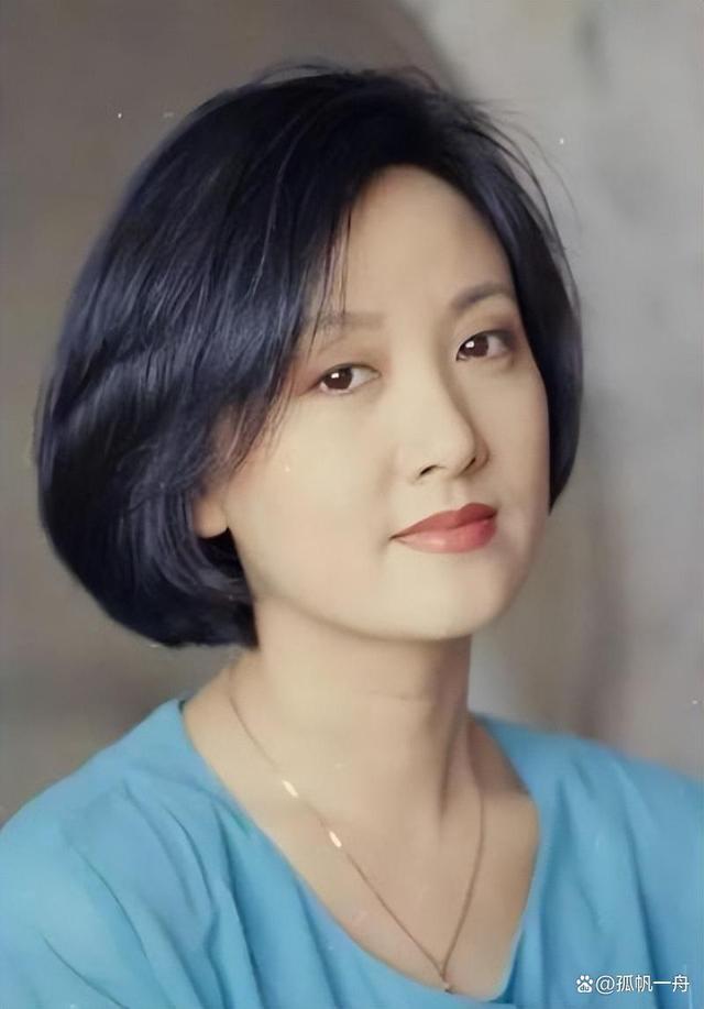 红楼梦王熙凤扮演者_红楼梦王熙凤扮演者姚笛