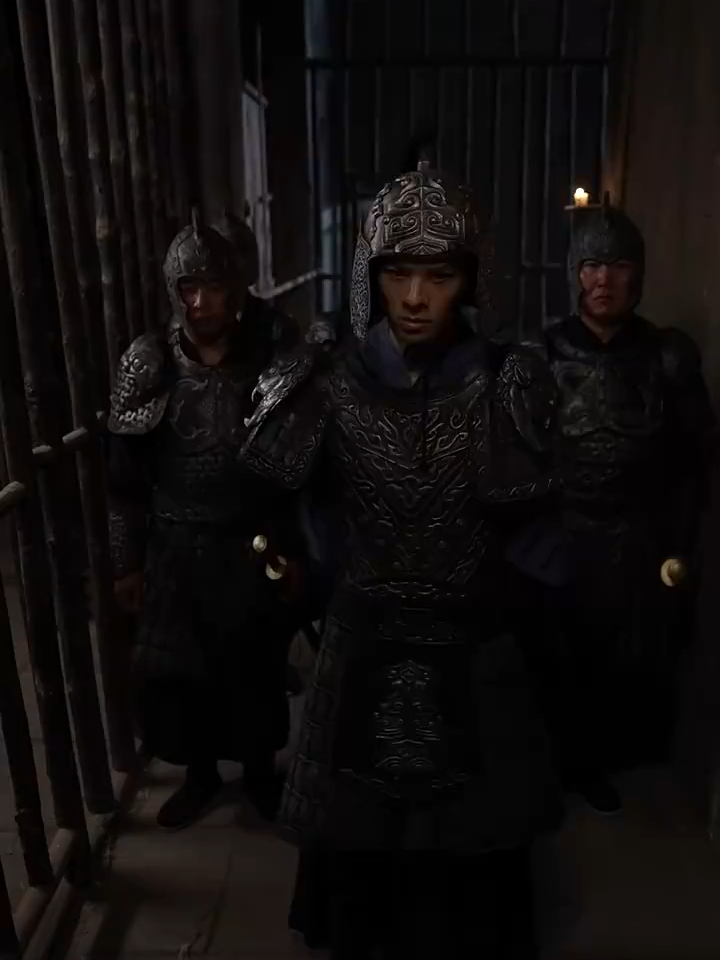穿越成昏君，我知道后续_穿越成昏君我知道后续全剧