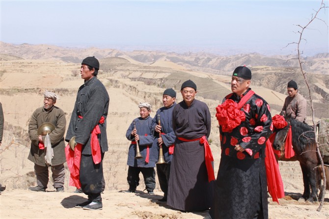 盘龙卧虎高山顶剧情介绍_盘龙卧虎高山顶剧情介绍电视猫