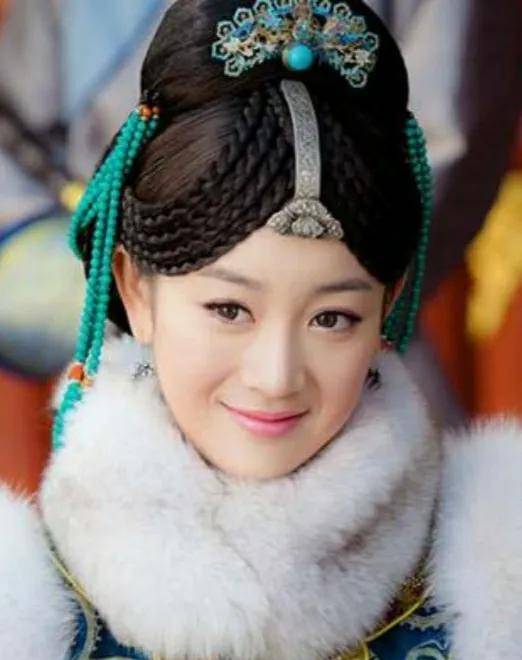 海兰珠的扮演者_海兰珠的真实身份