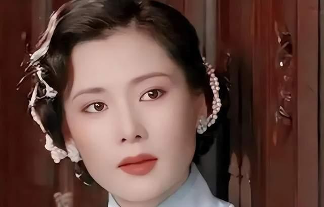 香秀的扮演者是谁_大宅门抱狗丫头香秀的扮演者是谁