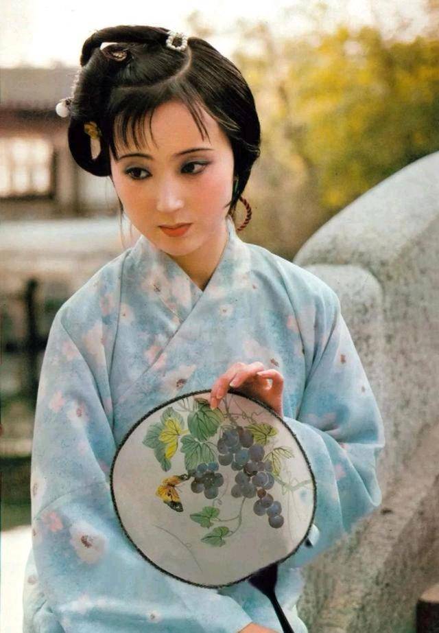 红楼梦林黛玉扮演者_80年代红楼梦林黛玉扮演者