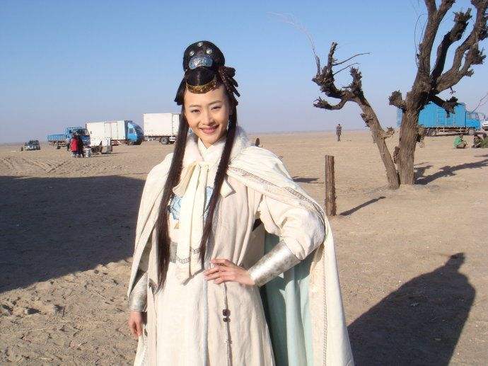 如燕扮演者_神探狄仁杰第二部如燕扮演者
