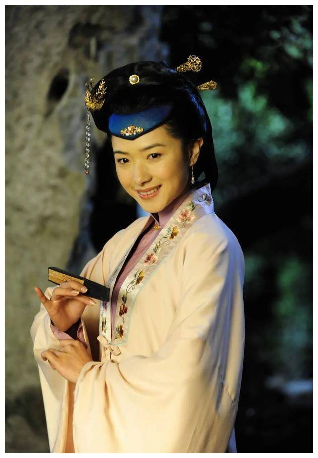 如燕扮演者_神探狄仁杰第二部如燕扮演者
