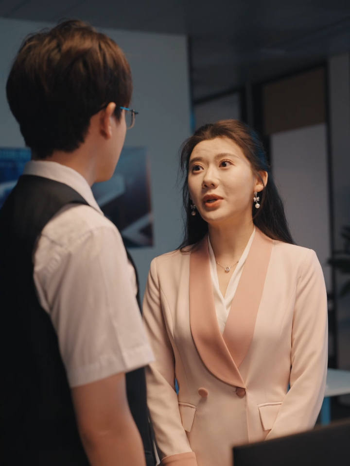 被裁员后，我转身嫁给总裁_被裁员后,我转身嫁给总裁短剧免费观看