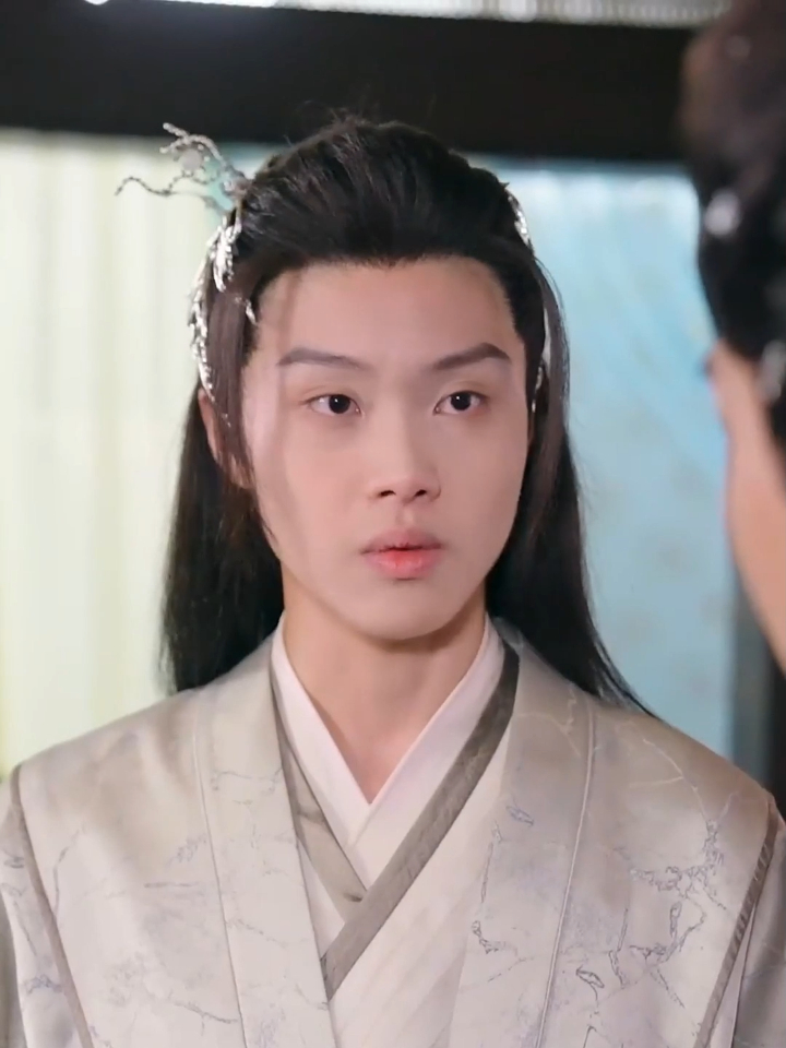 成女王后我疯狂斩渣男_成女王后我疯狂斩渣男小说