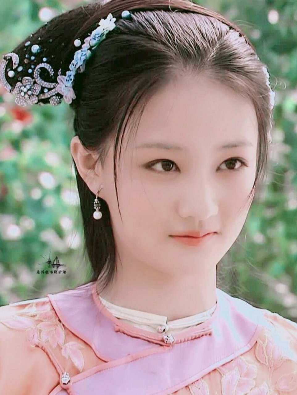 玉娆扮演者_玉娆扮演者和甄母真像现实是母女吗