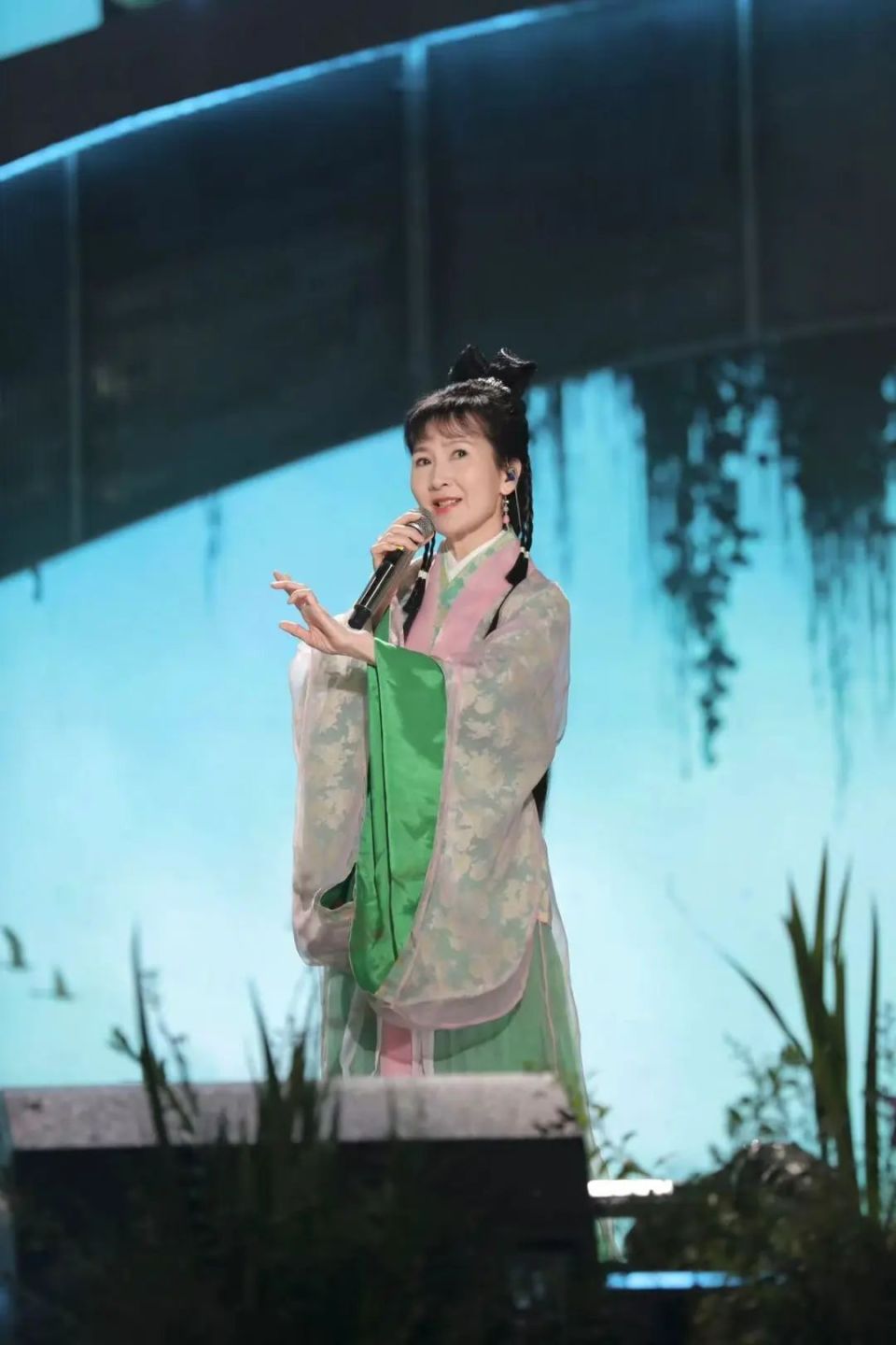 小青扮演者陈美琪_小青扮演者陈美琪怎么没上春晚