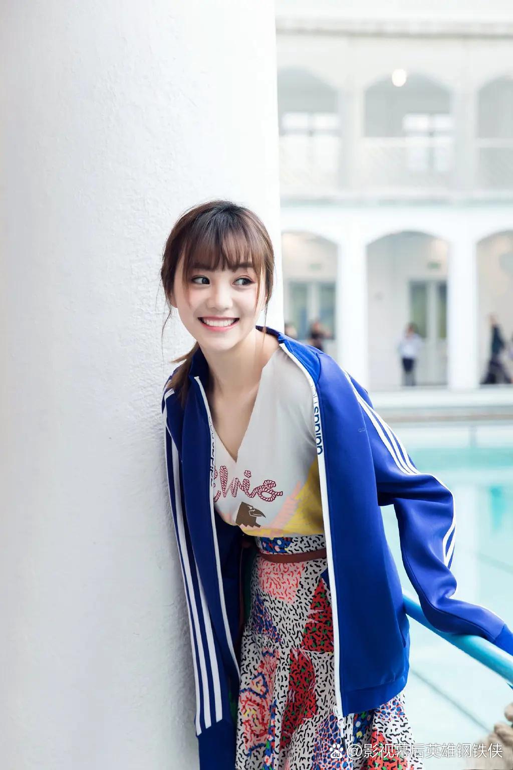 李佳航主演的电视剧_李佳航主演的电视剧大全