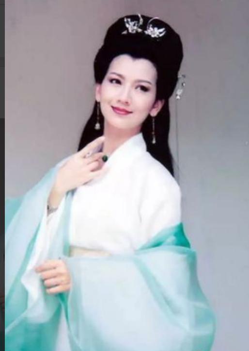 白素贞扮演者_灵魂摆渡2白素贞扮演者