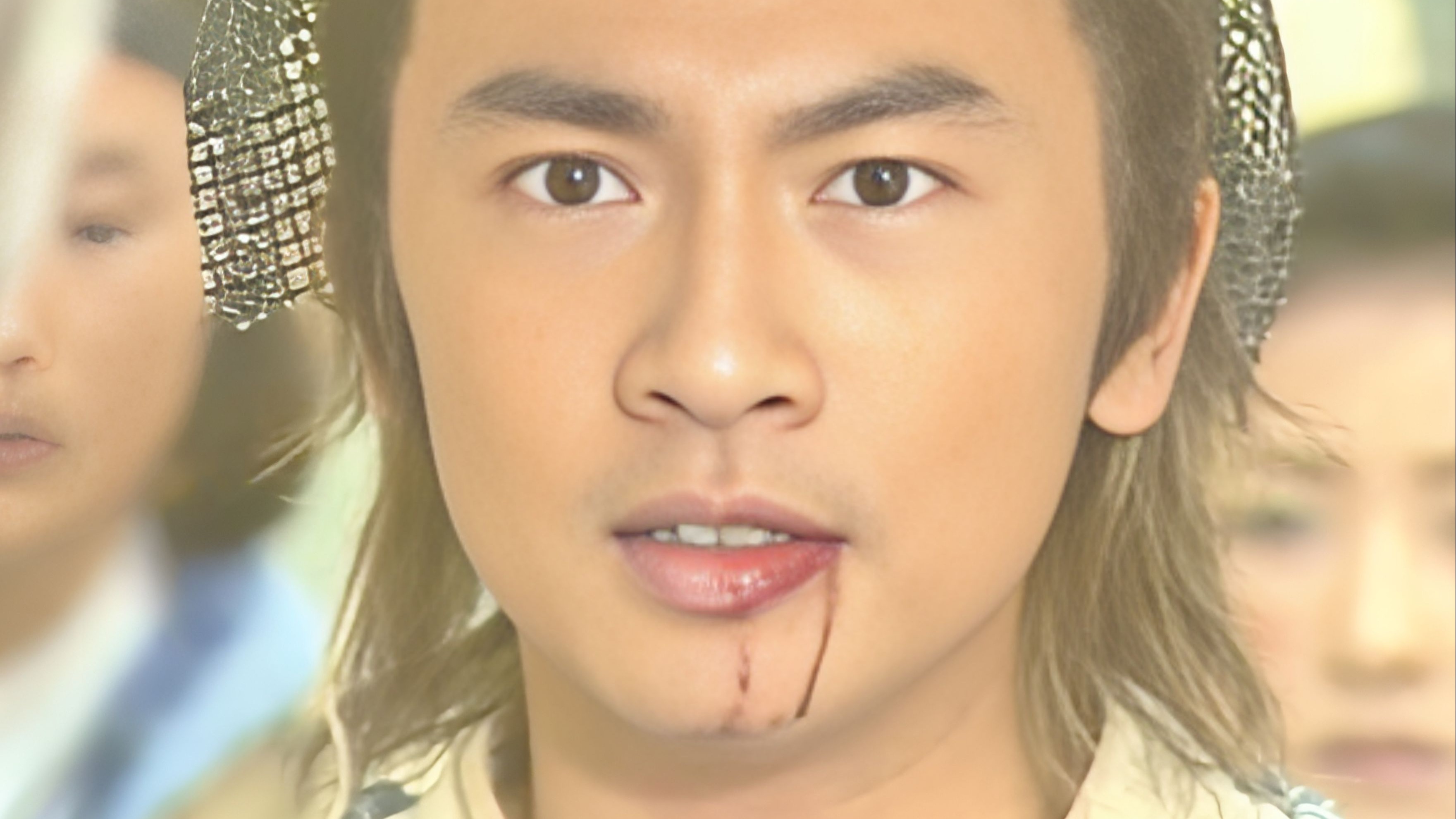 殷野王扮演者_殷野王扮演者94版
