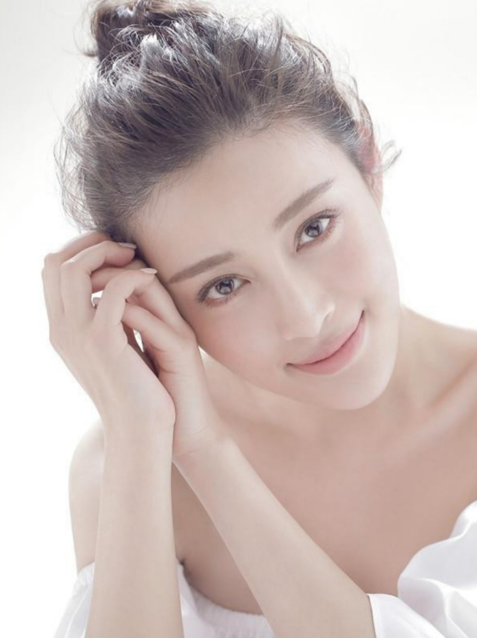 潘金莲的扮演者_潘金莲的扮演者孙耀琦的照片