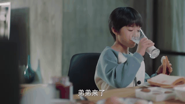 我的前半生白光扮演者_我的前半生白光人物性格分析