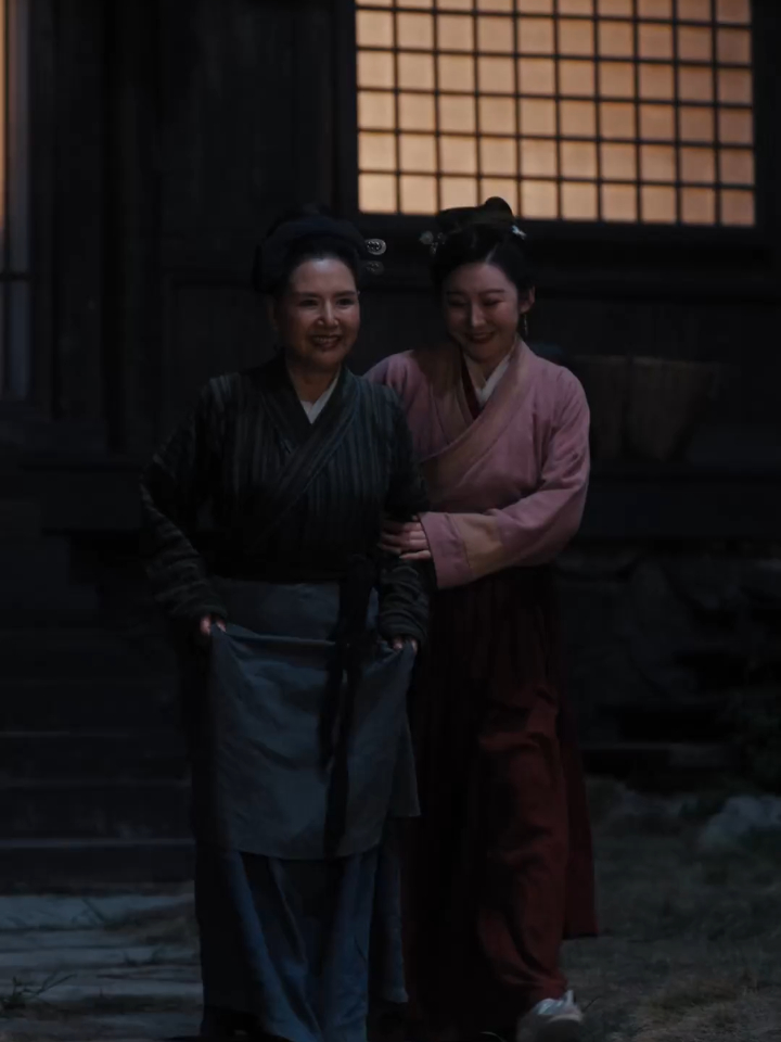 不让女儿上桌就都别吃_不让女孩上桌吃饭是哪个节目