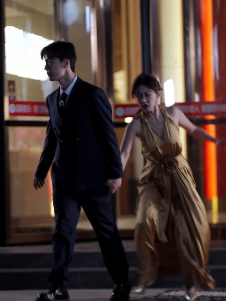 丑女又怎样季先生他超爱_丑女又怎样季先生他超爱短剧免费