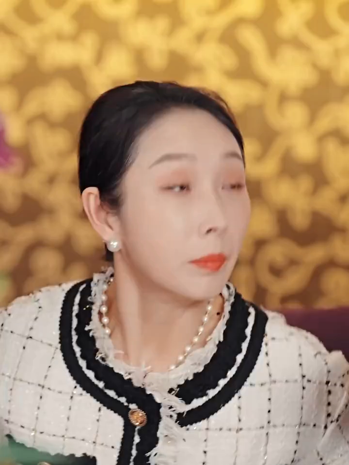 被赶出家门后，我不装了_被赶出家门后我不装了短剧在线观看