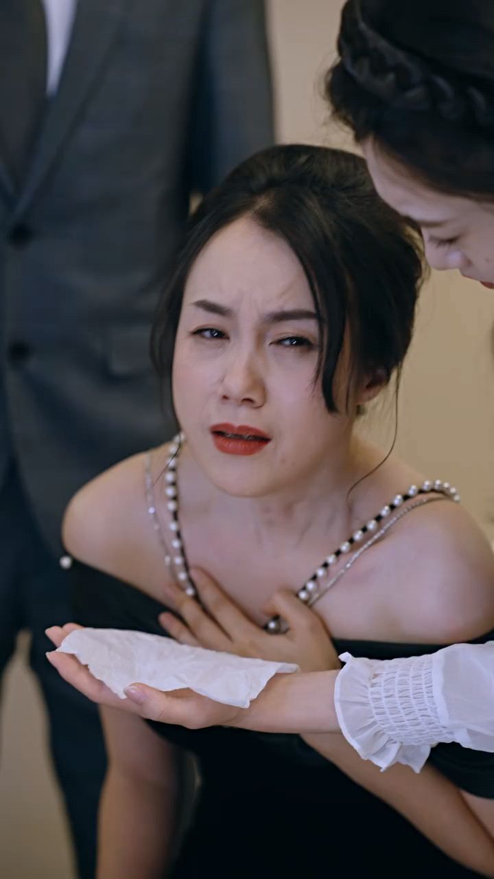 报告总裁您找错夫人了_报告总裁您找错夫人了短剧