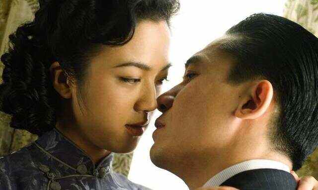 梁朝伟汤唯主演的电影(梁朝伟汤唯主演的电影在线)
