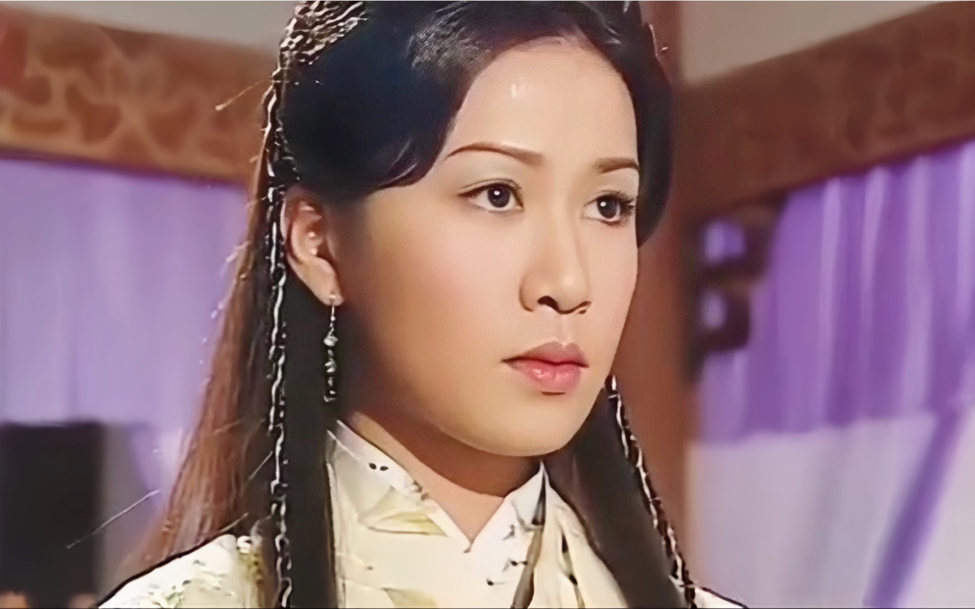 倚天屠龙记周芷若扮演者_倚天屠龙记周芷若扮演者李媛