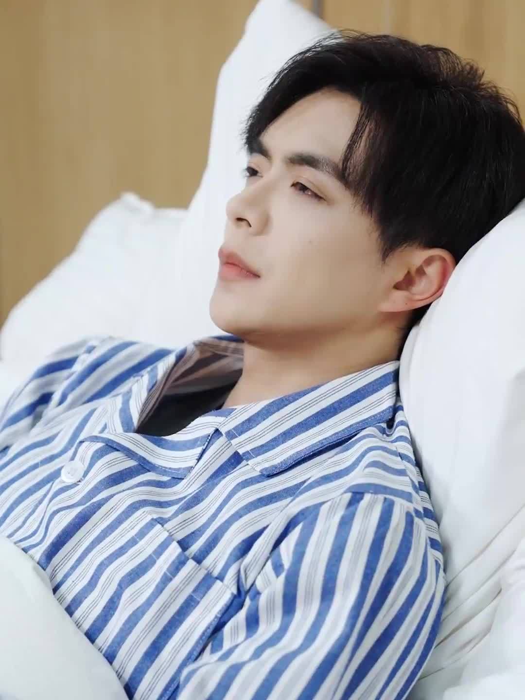 穿书后被偷听心声全家追着我宠_穿书后被偷听心声全家追着我宠短剧大结局